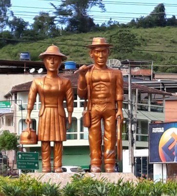 Bonecos Praça dos Trabalhadores