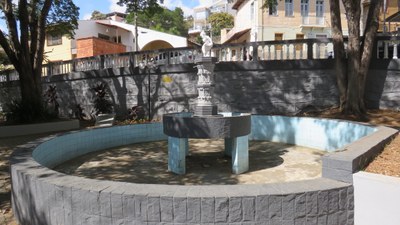 Chafariz praça Getúlio Vargas 1