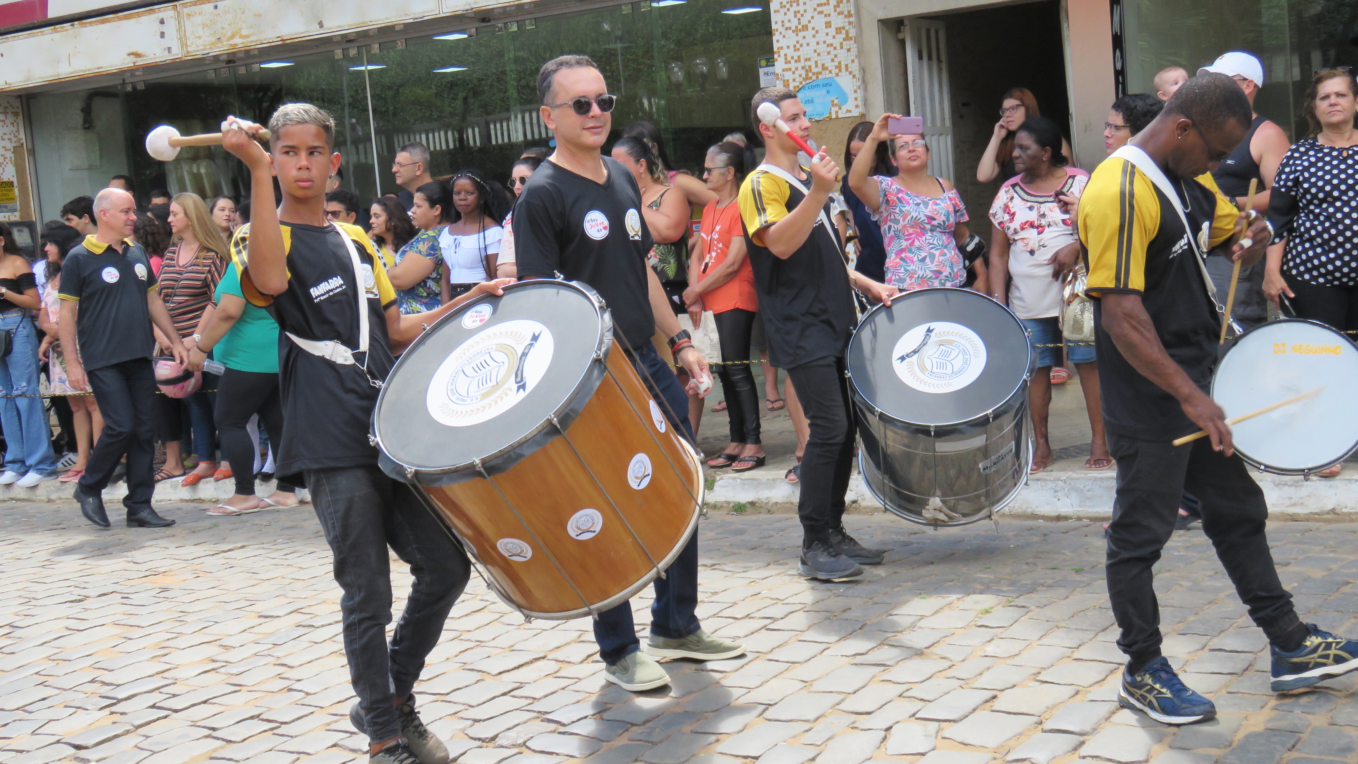 Desfile 16 março 2023 