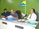 Vice-presidente Ivan Caetano, presidente Dário Veiga e Sebastião Tristão, fazendo a leitura no lugar do secretário João da Casa Franco que passou mal.