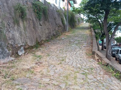 Rua Vila Isabel subida 