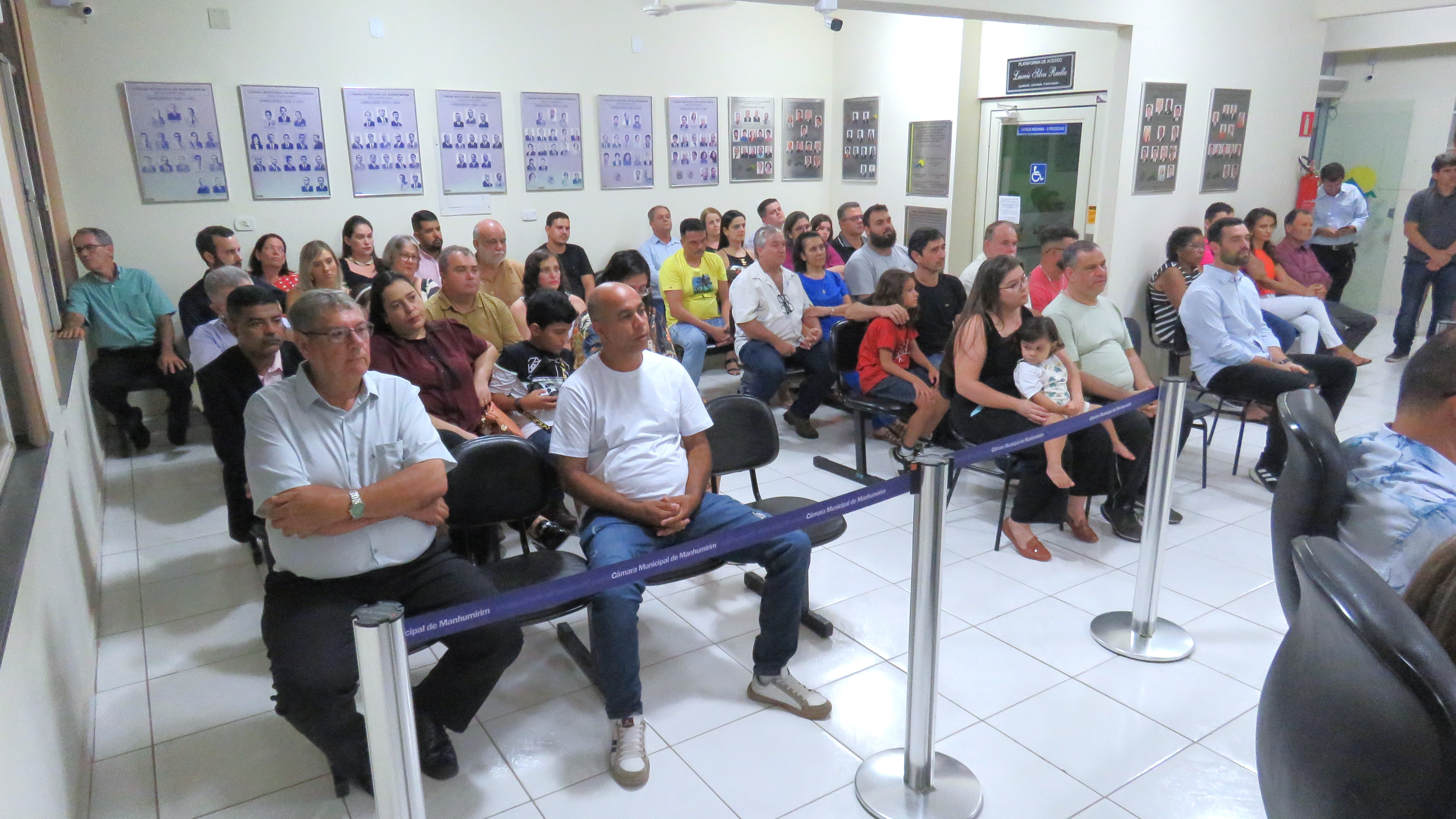 Câmara comemora 100 anos do Município com homenagens