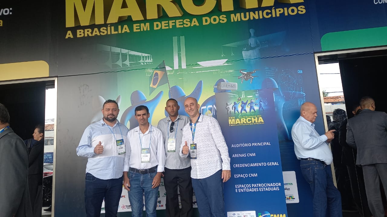 Câmara de Manhumirim está participando da XXIV Marcha a Brasília em Defesa dos Municípios