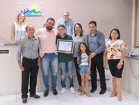 Câmara faz homenagem ao jovem cantor Arthur Lacerda