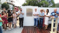 Em clima de valorização da família, Praça “Dona Saulita” em frente ao Poliesportivo foi inaugurada