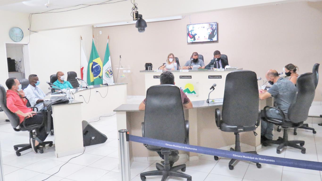 Na mesma reunião Câmara votou seis projetos de lei