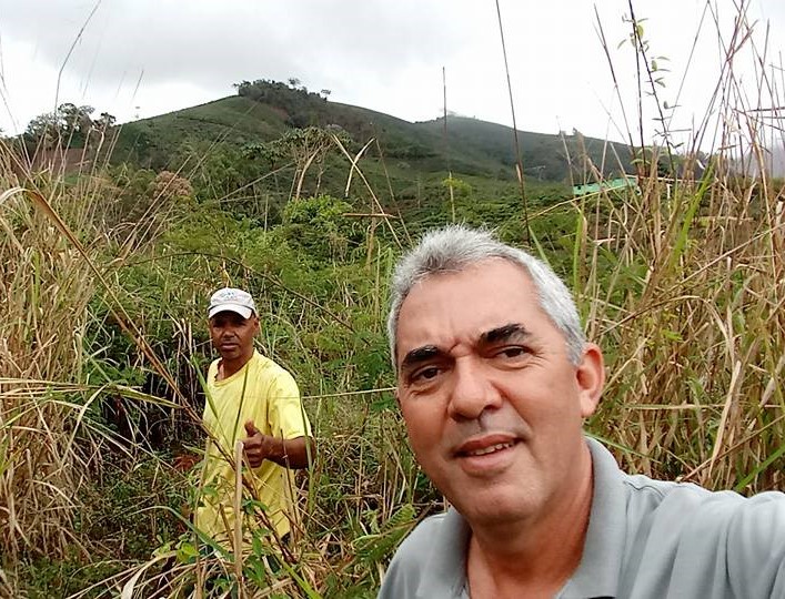 Vereador Benísio Arbuini começa plantio de árvores no Córrego dos Gracianos