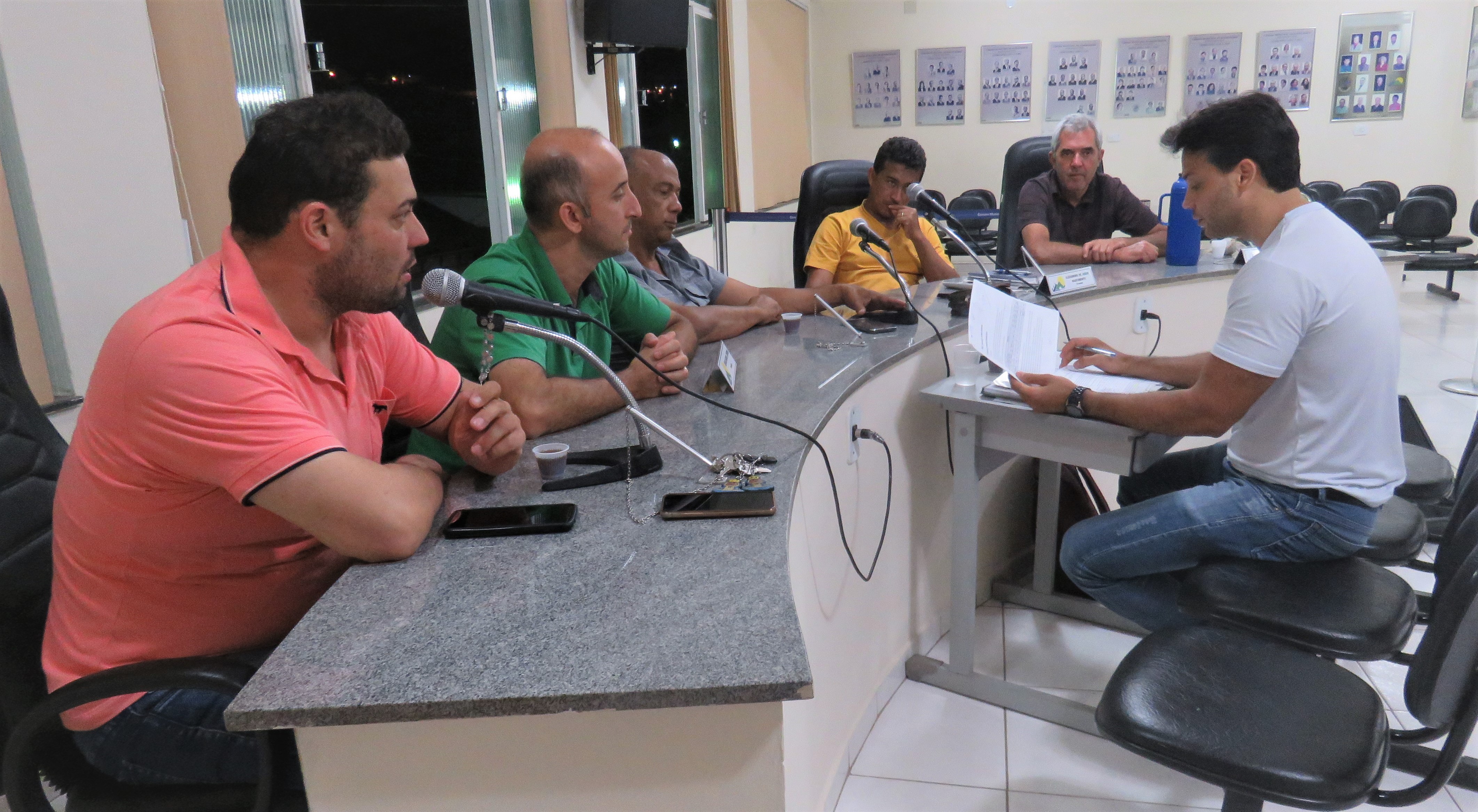 Vereadores conversam sobre intenção de aderir Município a consórcio para destinação do lixo