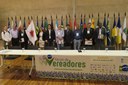 Vereadores de Manhumirim participam de Fórum Nacional em Brasília